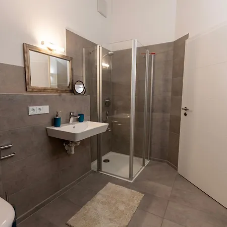 Gaul Fuer Bis Zu 8 Gaeste Inkl Koenigscard Appartement *