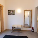 Gaul - Fuer Bis Zu 8 Gaeste, Inkl Koenigscard, 4 Schlafzimmer, 2 Baeder, Grosse Kueche, Gratis Parken & Wlan, Self Check-in דירה *