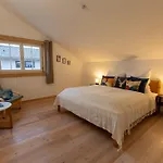 Gaul - Fuer Bis Zu 8 Gaeste, Inkl Koenigscard, 4 Schlafzimmer, 2 Baeder, Grosse Kueche, Gratis Parken & Wlan, Self Check-in דירה *