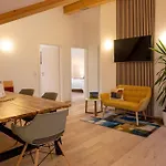 דירה Gaul - Fuer Bis Zu 8 Gaeste, Inkl Koenigscard, 4 Schlafzimmer, 2 Baeder, Grosse Kueche, Gratis Parken & Wlan, Self Check-in *